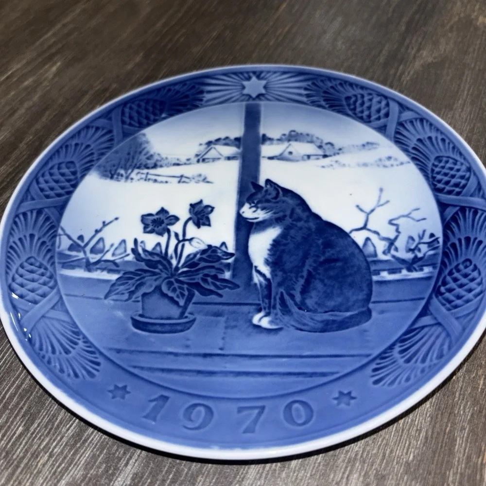 1970 Royal Copenhagen Christmas Plate 
